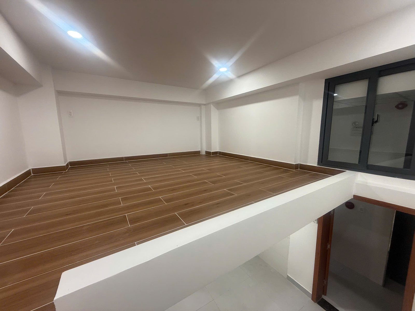 Ảnh 1 của Căn Hộ Duplex Đường Lạc Long Quân, Quận Tân Bình